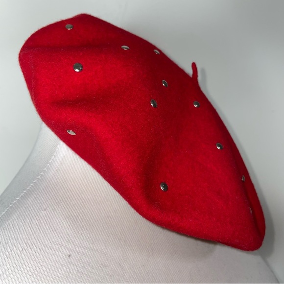 Red Wool Felted Beret Silver Studs - Picture 5 of 7